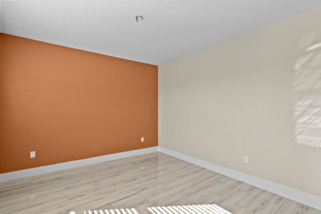 出租: $3,350 (5 贝兹, 3 浴室, 2674 平方英尺)