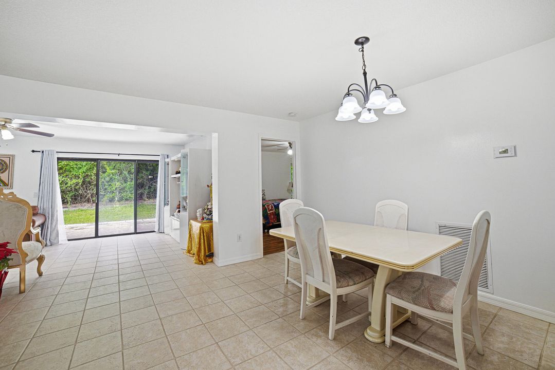 En Venta: $330,000 (2 camas, 2 baños, 1494 Pies cuadrados)