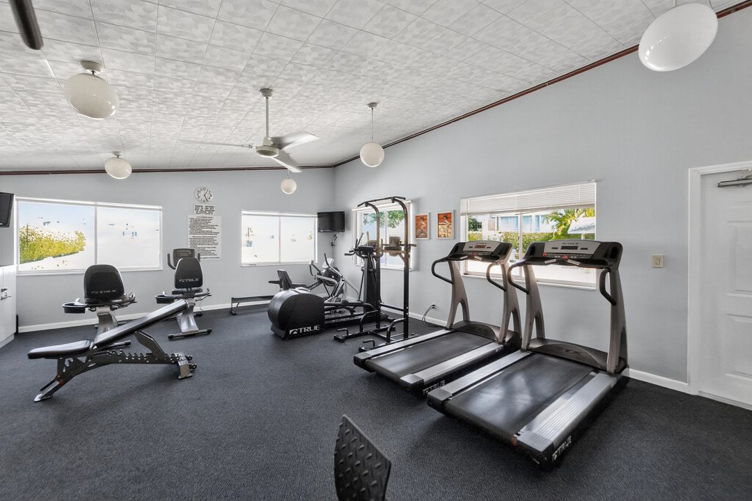 En Venta: $89,900 (1 camas, 1 baños, 894 Pies cuadrados)