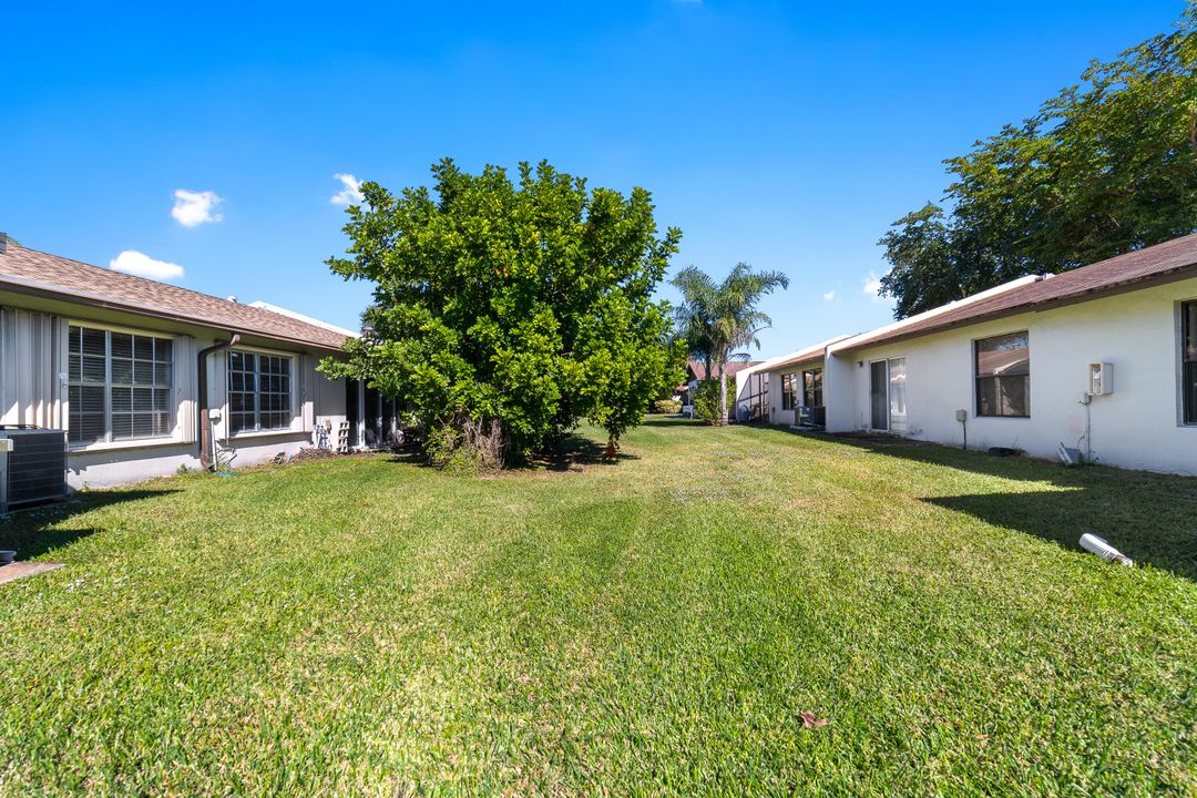 На продажу: $250,000 (2 спален, 2 ванн, 1169 Квадратных фут)