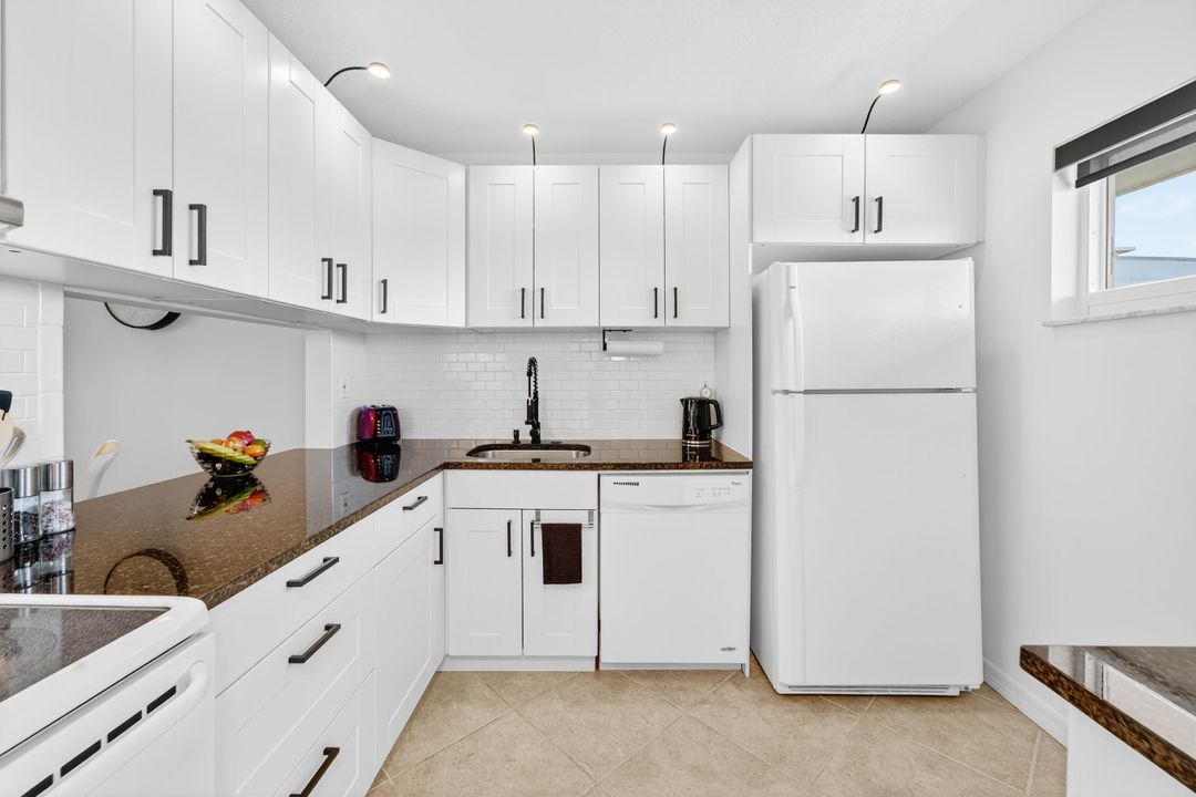 En Venta: $89,900 (1 camas, 1 baños, 894 Pies cuadrados)