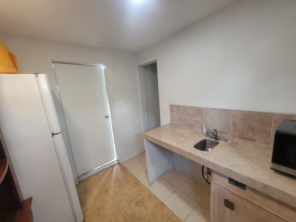 For Sale: $290,000 (2 beds, 2 baths, 1152 Square Feet)
