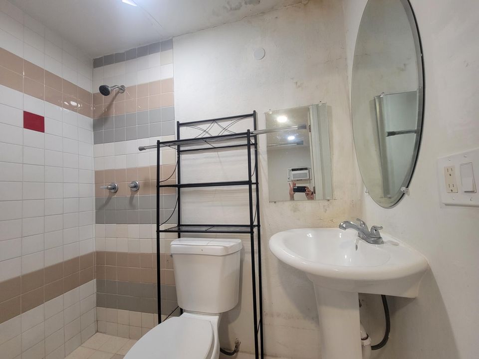 For Sale: $290,000 (2 beds, 2 baths, 1152 Square Feet)