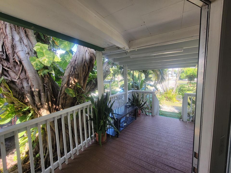 For Sale: $290,000 (2 beds, 2 baths, 1152 Square Feet)