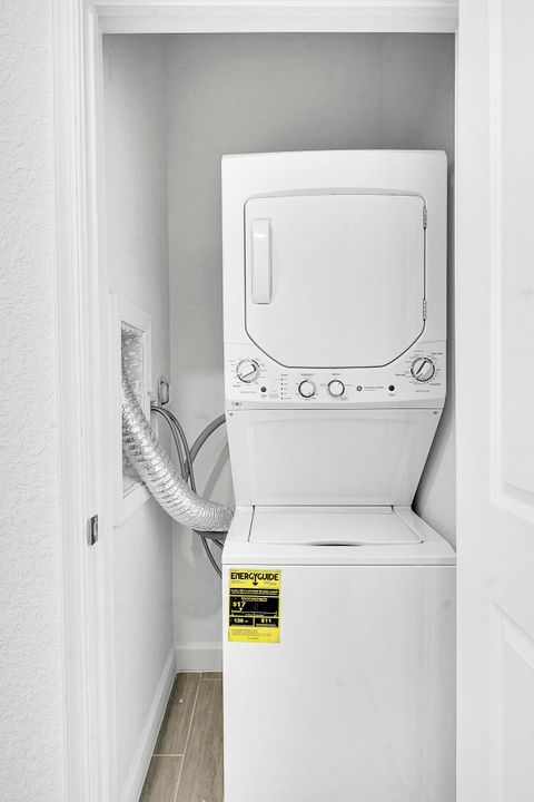 En Renta: $3,500 (5 camas, 3 baños, 3667 Pies cuadrados)