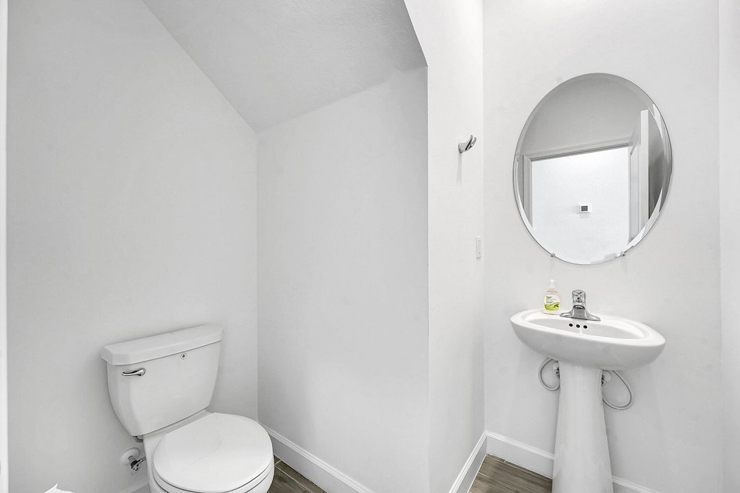 En Renta: $3,500 (5 camas, 3 baños, 3667 Pies cuadrados)