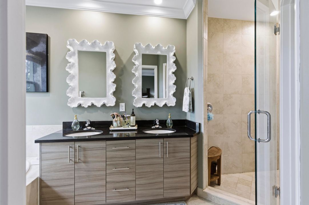 For Sale: $405,000 (3 beds, 2 baths, 1771 Square Feet)