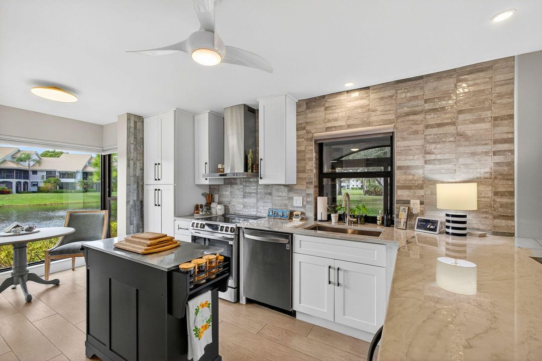 На продажу: $750,000 (2 спален, 2 ванн, 1478 Квадратных фут)