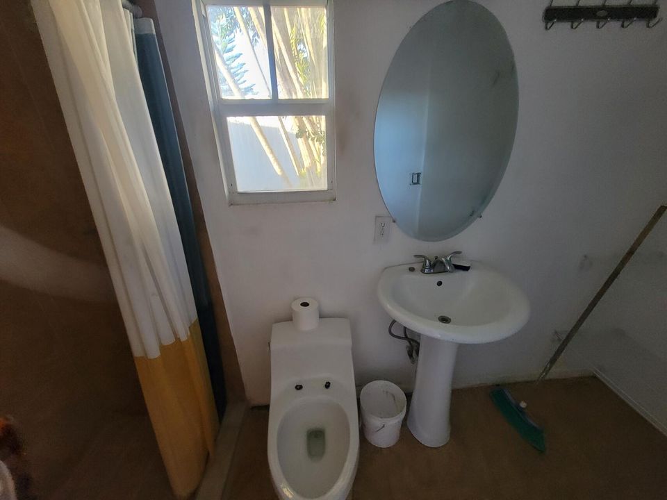 For Sale: $290,000 (2 beds, 2 baths, 1152 Square Feet)