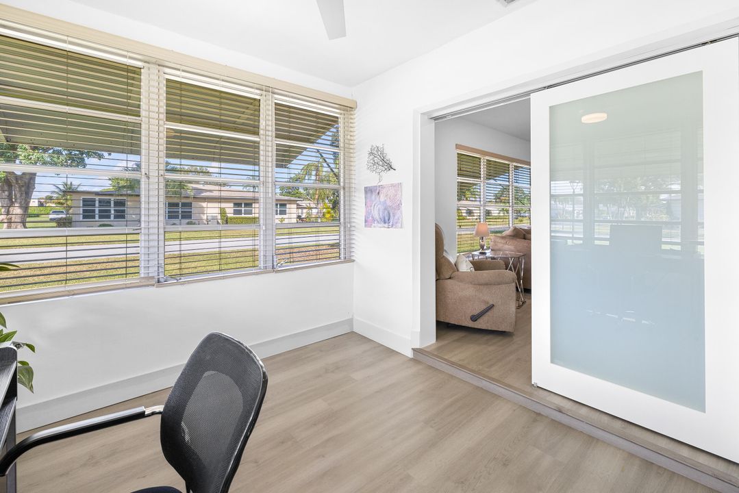 For Sale: $250,000 (2 beds, 2 baths, 1175 Square Feet)