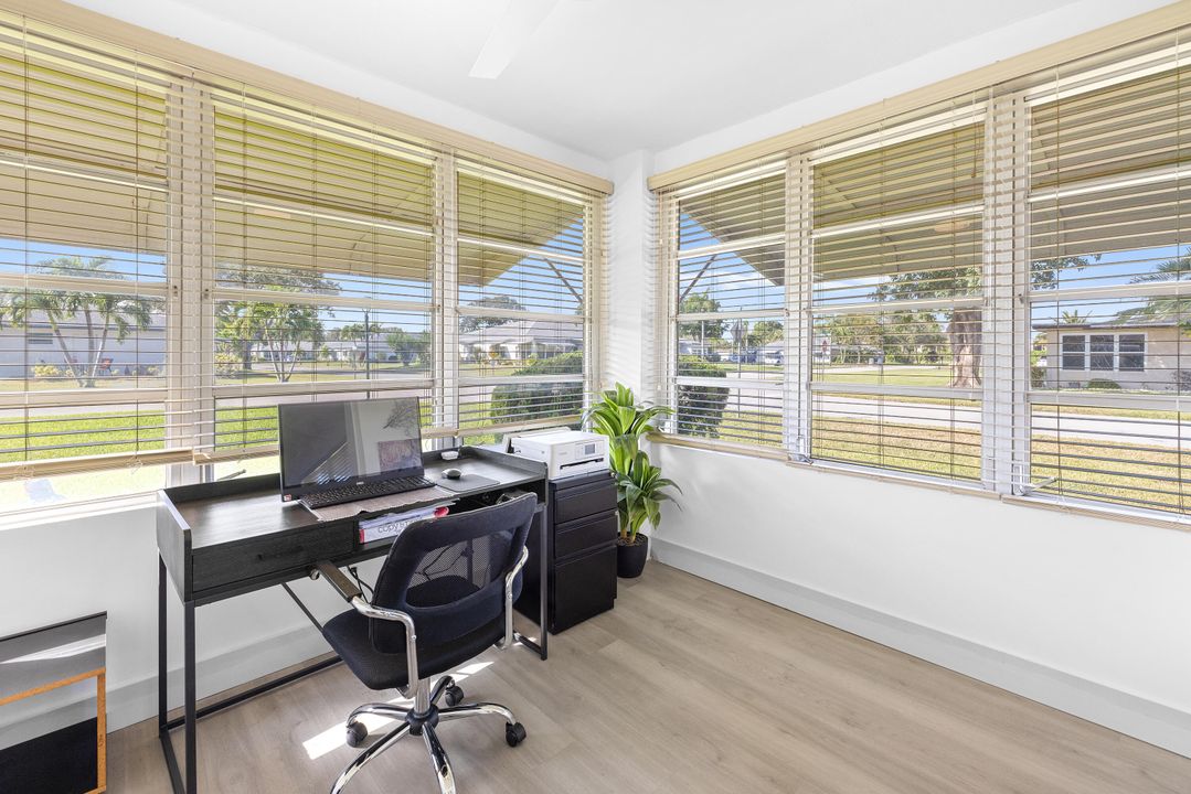 For Sale: $250,000 (2 beds, 2 baths, 1175 Square Feet)