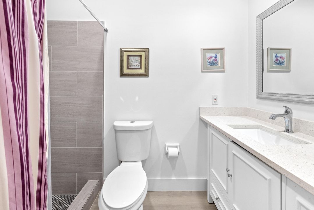 For Sale: $250,000 (2 beds, 2 baths, 1175 Square Feet)