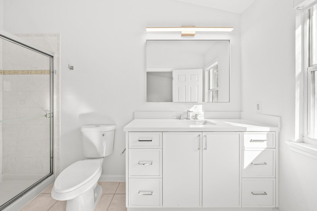 出租: $3,300 (3 贝兹, 2 浴室, 1570 平方英尺)