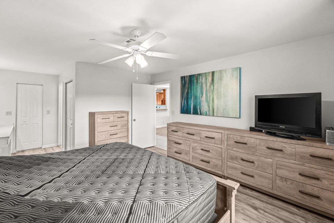 For Sale: $224,500 (2 beds, 2 baths, 1220 Square Feet)