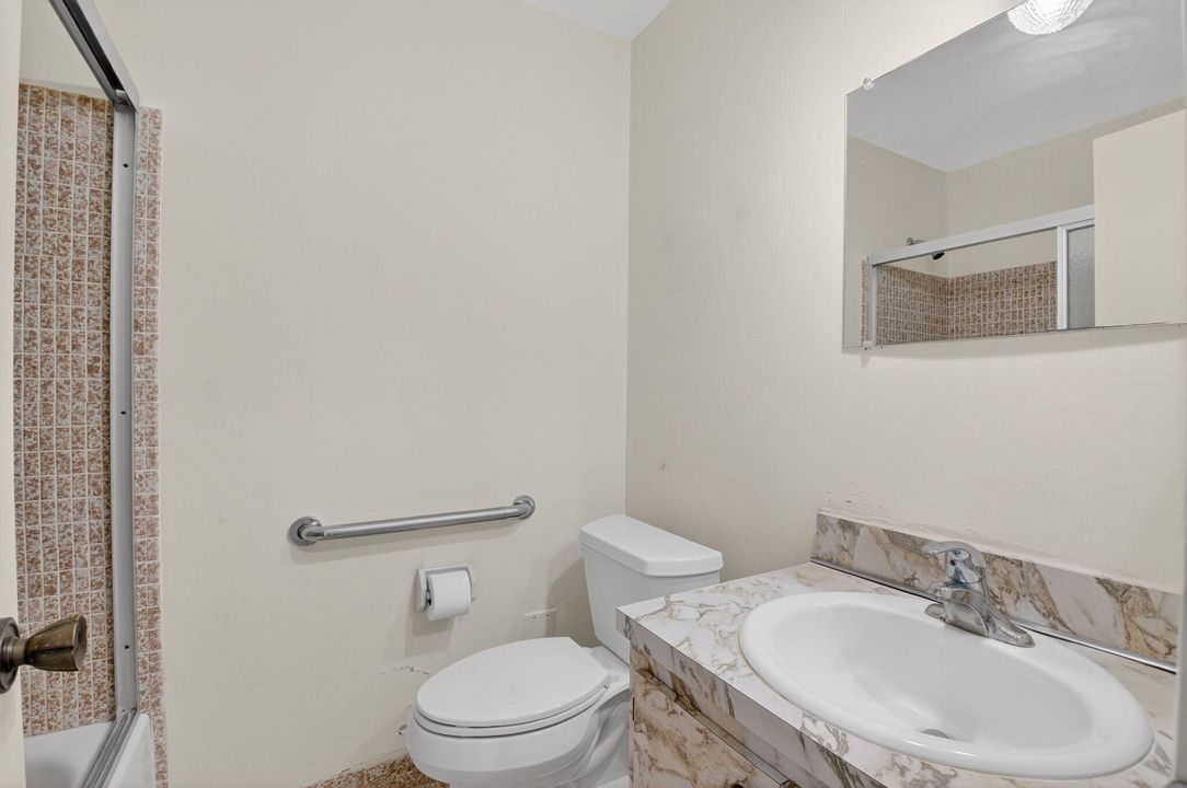 For Sale: $675,000 (3 beds, 2 baths, 1256 Square Feet)