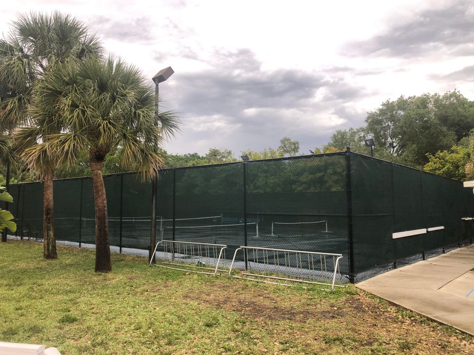 For Rent: $2,500 (2 beds, 1 baths, 600 Square Feet)