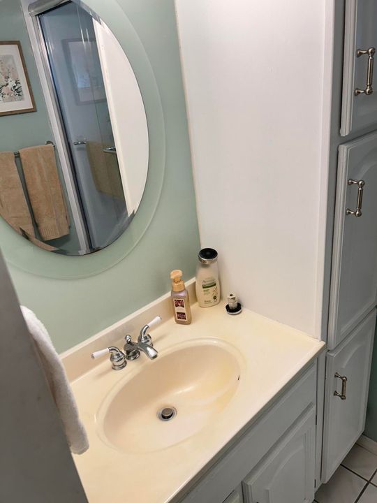 For Rent: $2,500 (2 beds, 1 baths, 600 Square Feet)