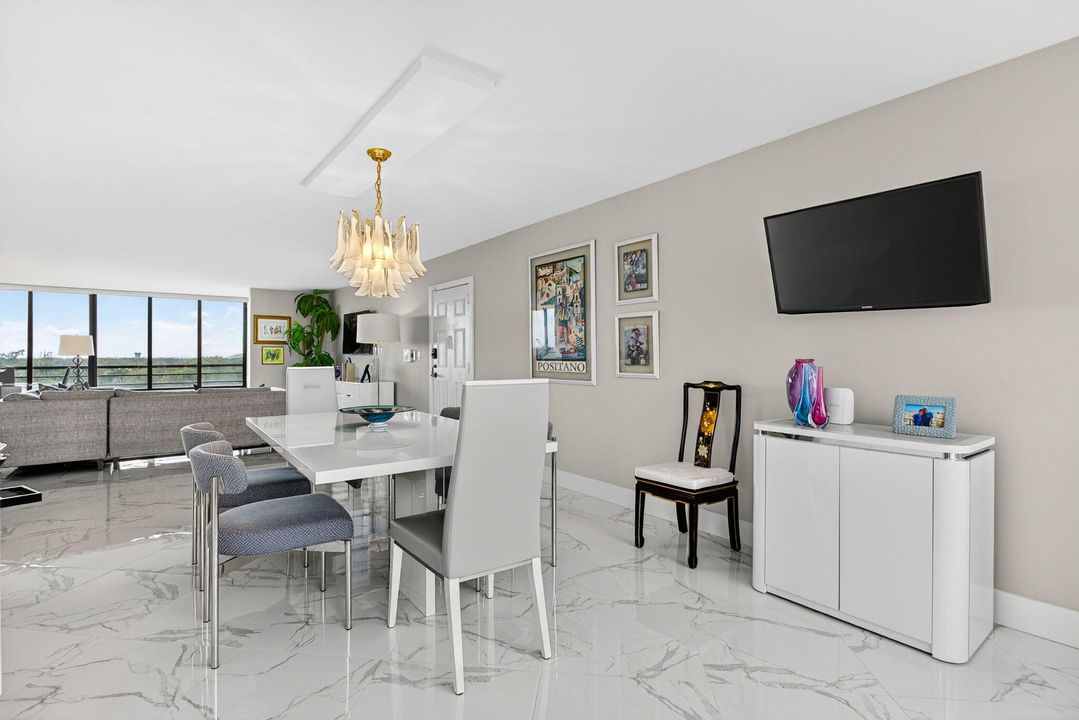 For Sale: $599,000 (3 beds, 2 baths, 2151 Square Feet)