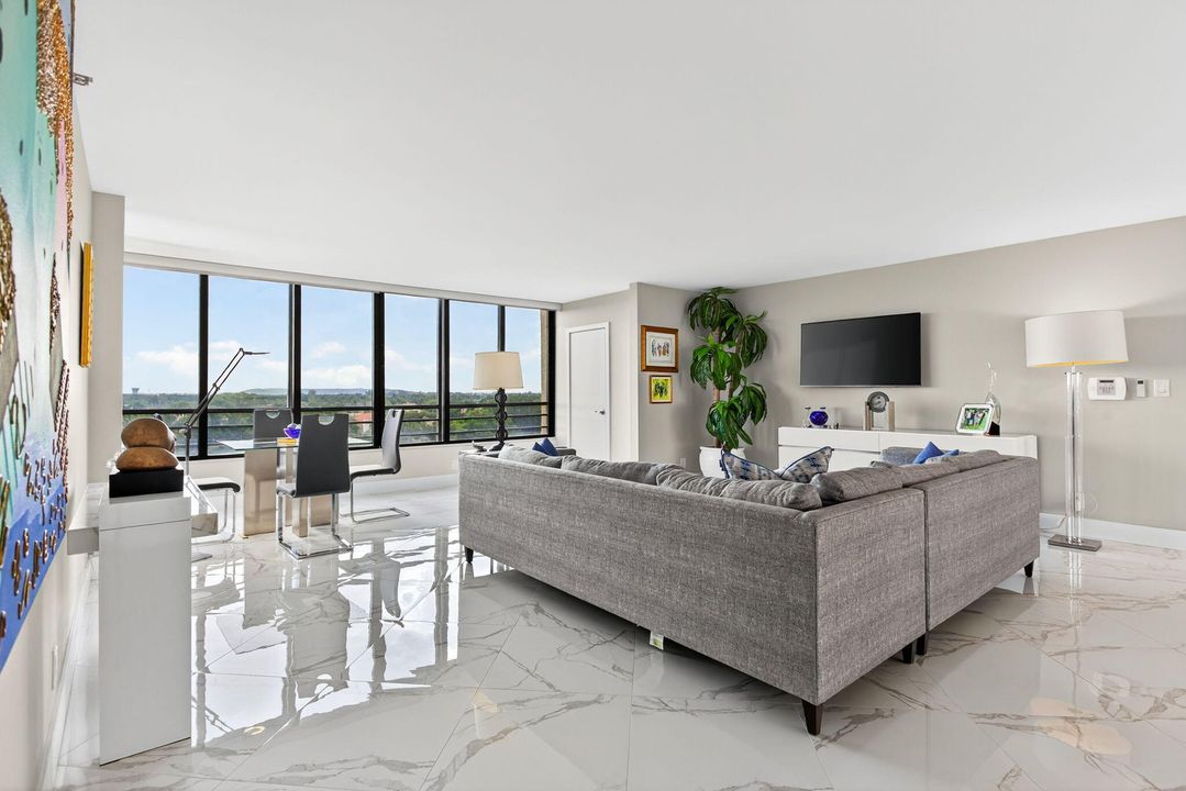 For Sale: $599,000 (3 beds, 2 baths, 2151 Square Feet)