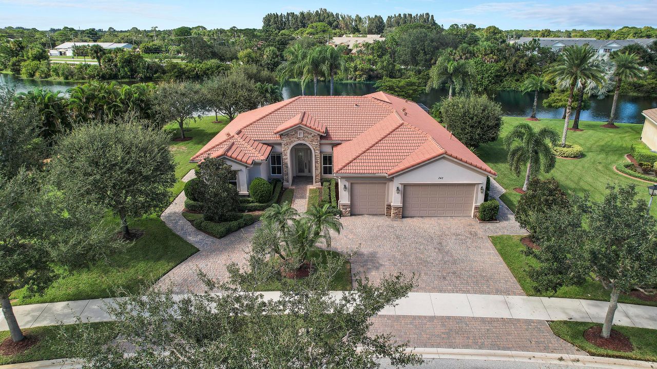 На продажу: $929,900 (4 спален, 3 ванн, 3063 Квадратных фут)