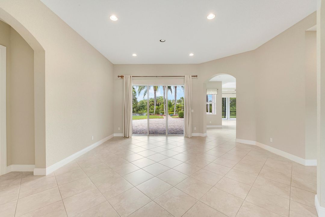 На продажу: $929,900 (4 спален, 3 ванн, 3063 Квадратных фут)