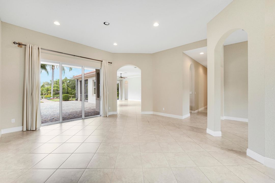 На продажу: $929,900 (4 спален, 3 ванн, 3063 Квадратных фут)