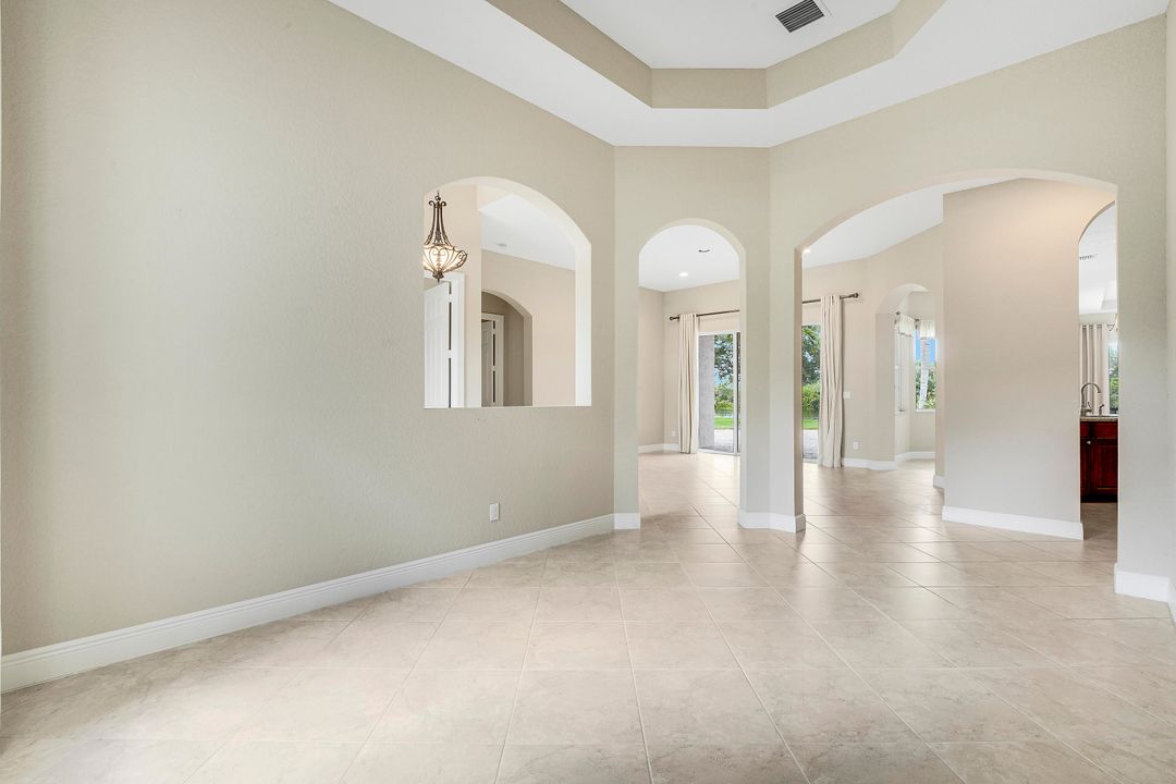 На продажу: $929,900 (4 спален, 3 ванн, 3063 Квадратных фут)