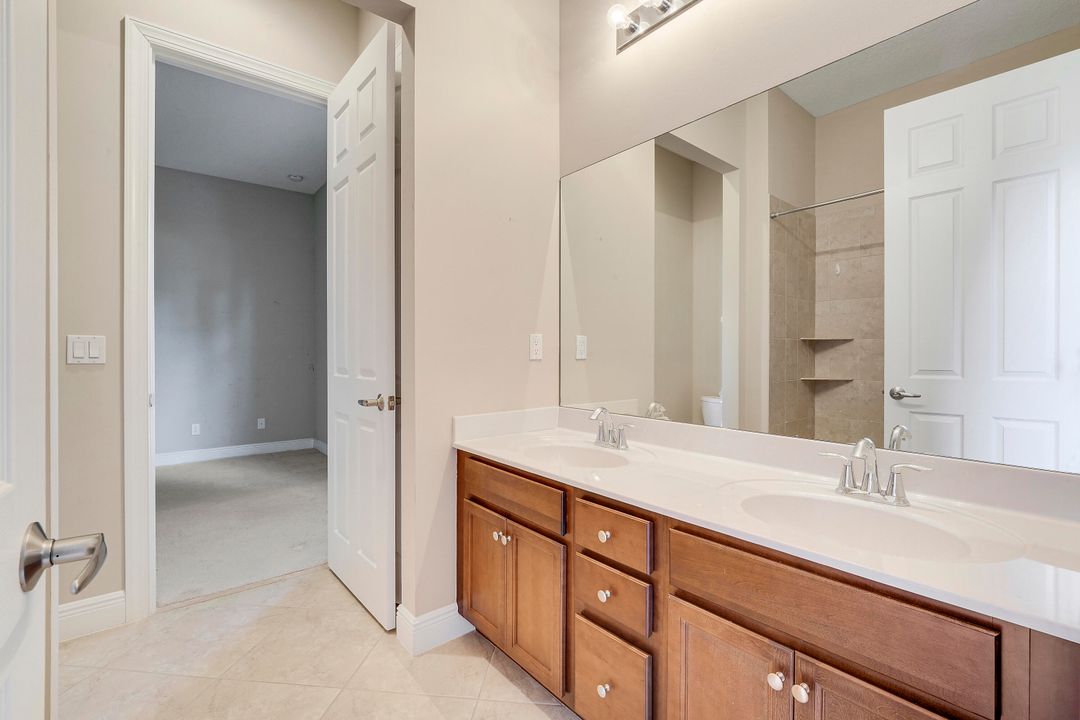 На продажу: $929,900 (4 спален, 3 ванн, 3063 Квадратных фут)