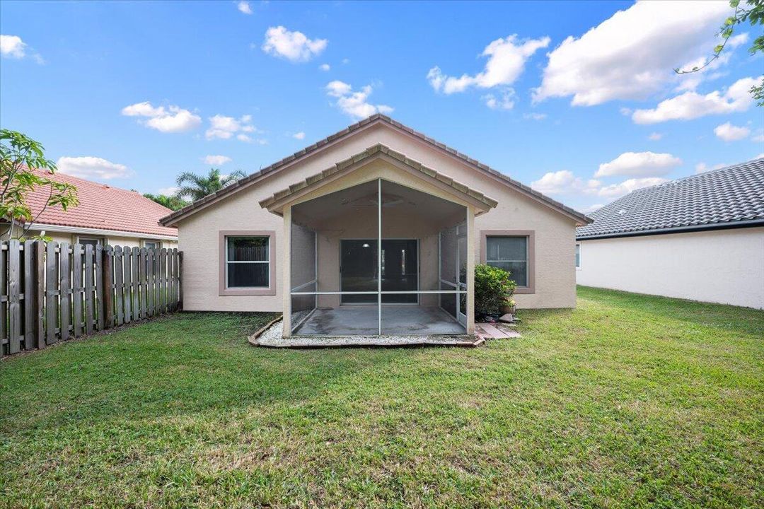 For Sale: $484,900 (3 beds, 2 baths, 1408 Square Feet)