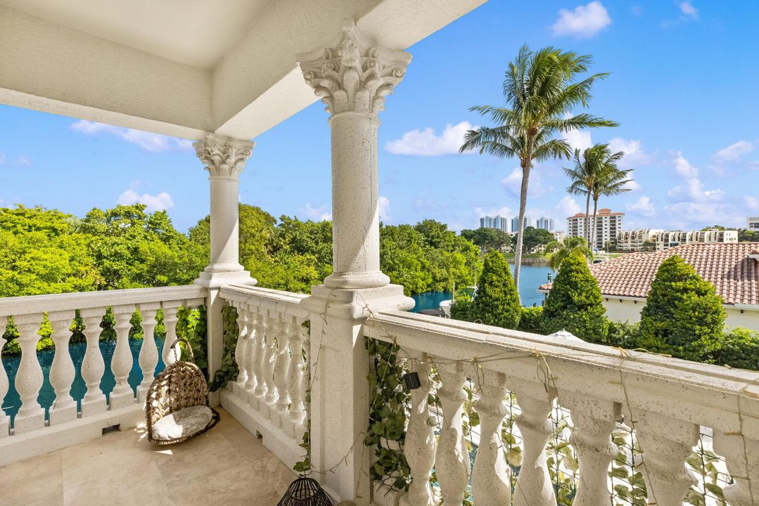 For Sale: $8,990,000 (5 beds, 5 baths, 7169 Square Feet)