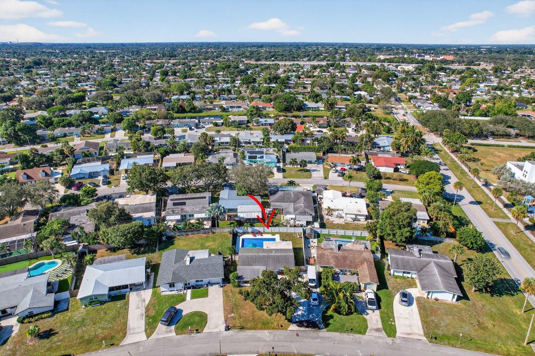 For Sale: $695,000 (3 beds, 2 baths, 1415 Square Feet)