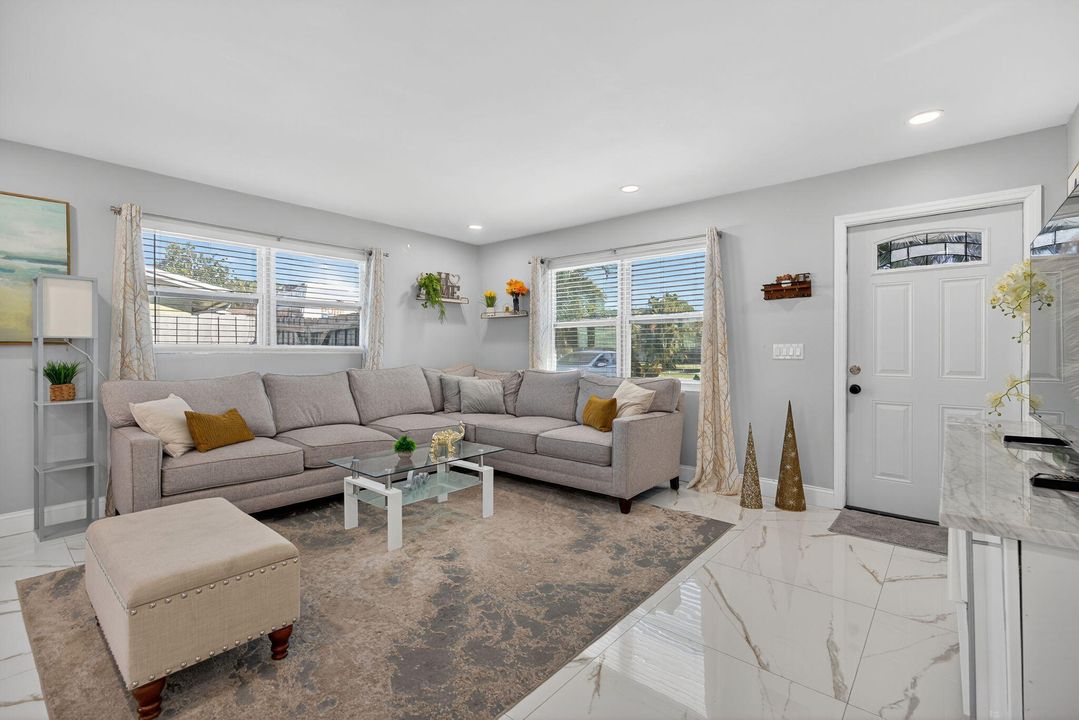 For Sale: $695,000 (3 beds, 2 baths, 1415 Square Feet)