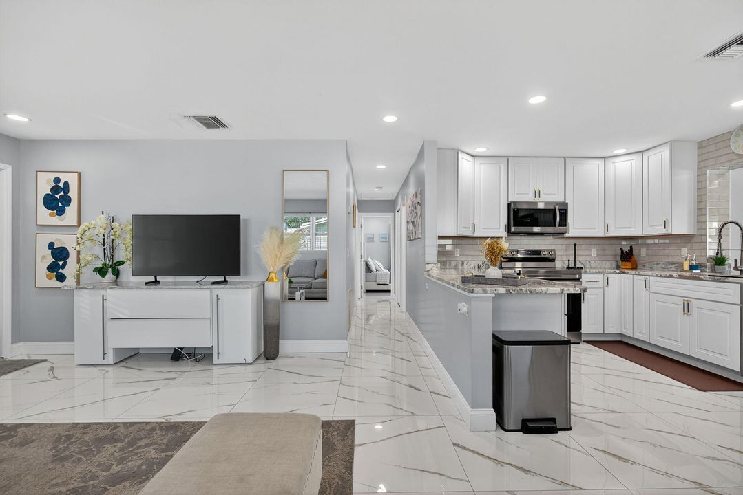 For Sale: $695,000 (3 beds, 2 baths, 1415 Square Feet)