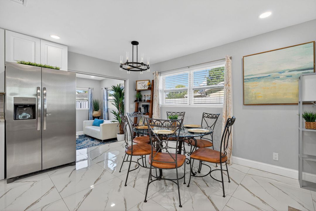 For Sale: $695,000 (3 beds, 2 baths, 1415 Square Feet)