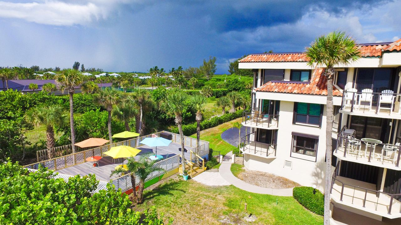 待售: $374,000 (2 贝兹, 2 浴室, 1614 平方英尺)