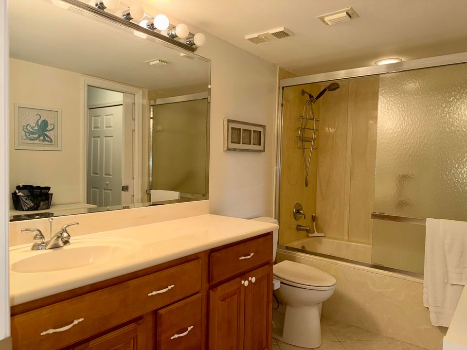 待售: $374,000 (2 贝兹, 2 浴室, 1614 平方英尺)