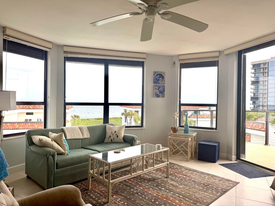 待售: $374,000 (2 贝兹, 2 浴室, 1614 平方英尺)