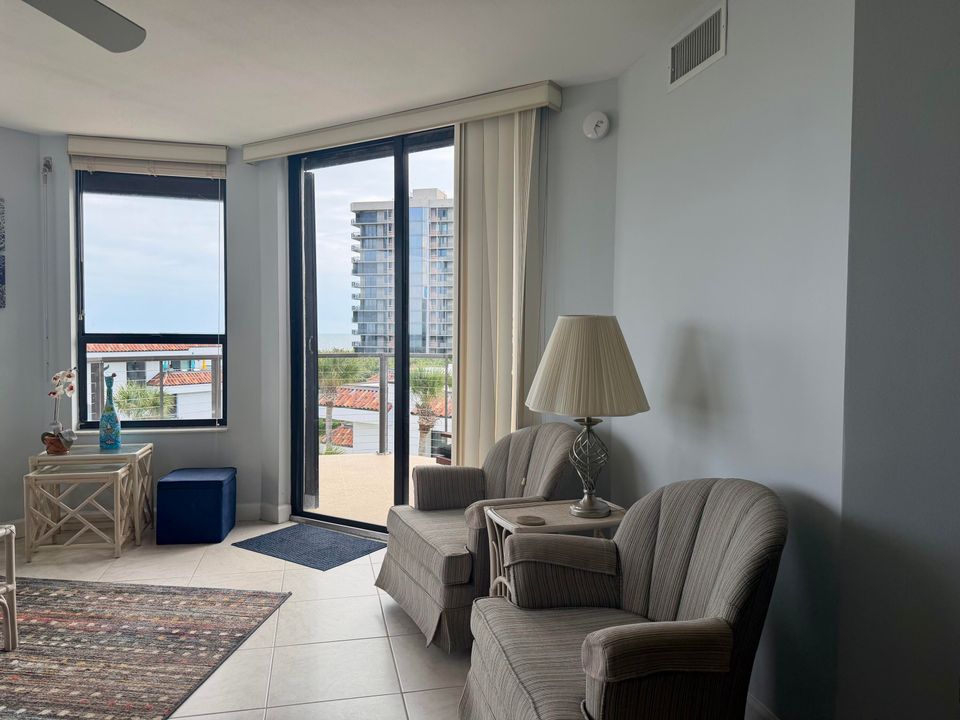 待售: $374,000 (2 贝兹, 2 浴室, 1614 平方英尺)