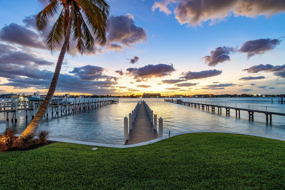 На продажу: $12,450,000 (5 спален, 5 ванн, 5098 Квадратных фут)