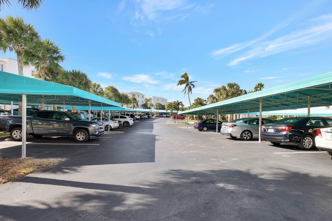 待售: $785,000 (2 贝兹, 2 浴室, 1204 平方英尺)