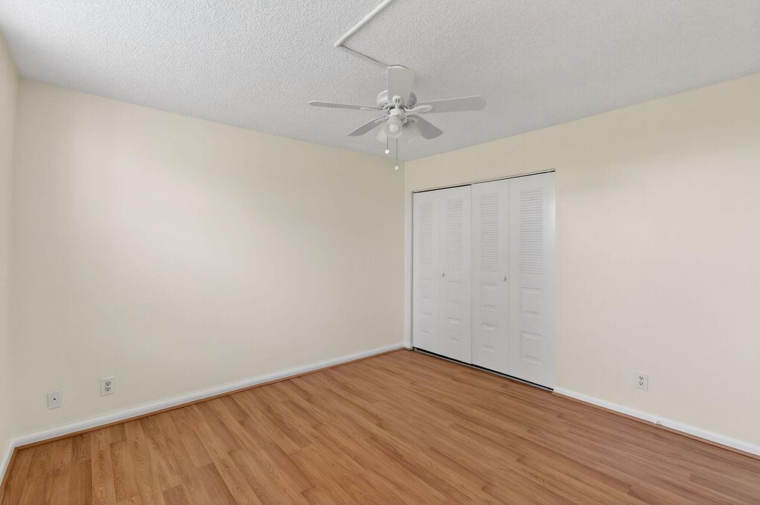 For Rent: $1,800 (2 beds, 2 baths, 1006 Square Feet)