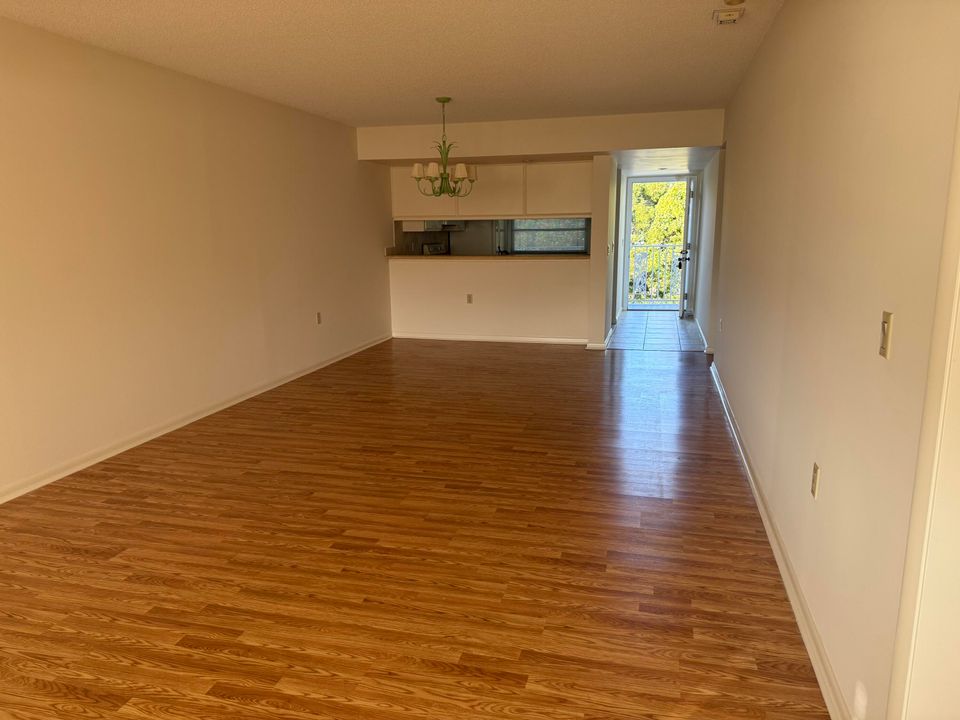 En Venta: $255,000 (2 camas, 2 baños, 1437 Pies cuadrados)