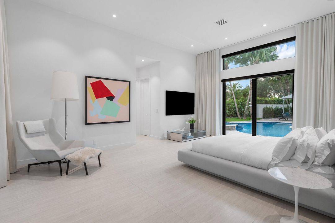 For Sale: $2,998,000 (5 beds, 4 baths, 3777 Square Feet)