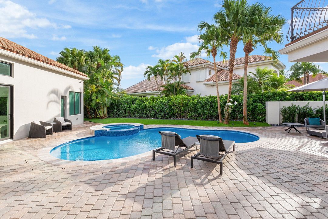 For Sale: $2,998,000 (5 beds, 4 baths, 3777 Square Feet)