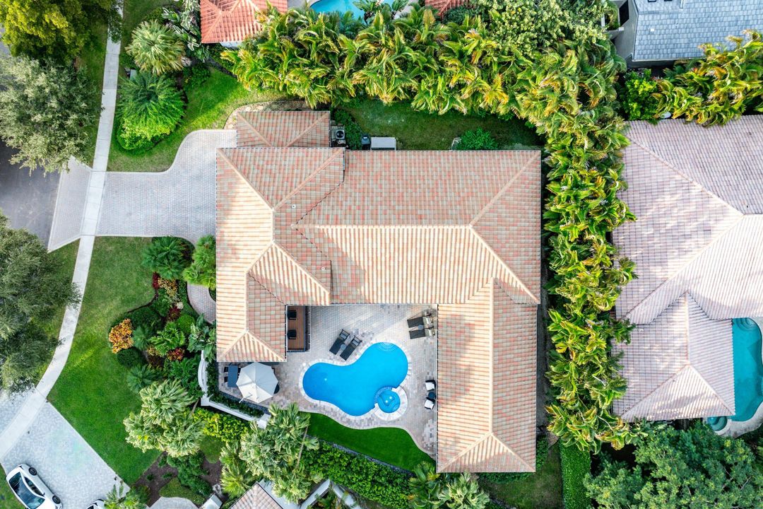 For Sale: $2,998,000 (5 beds, 4 baths, 3777 Square Feet)