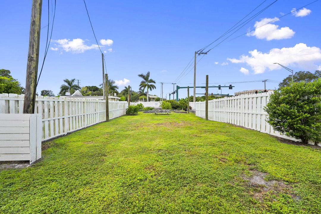 Под контрактом: $723,300 (0 спален, 0 ванн, 7023 Квадратных фут)