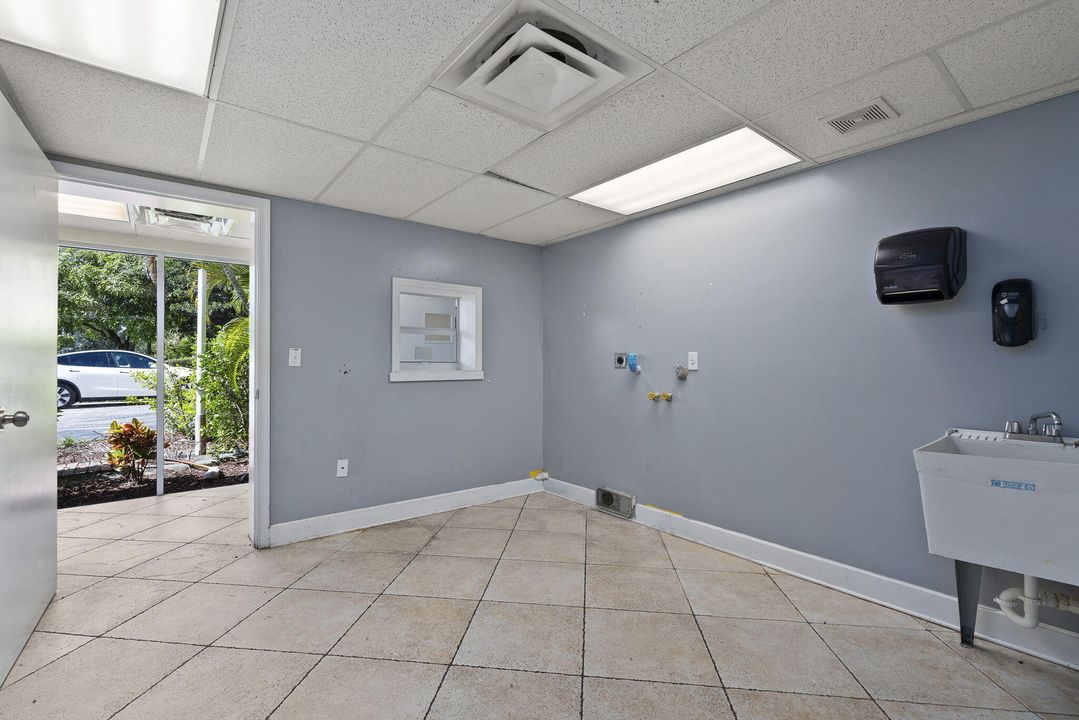 Под контрактом: $723,300 (0 спален, 0 ванн, 7023 Квадратных фут)