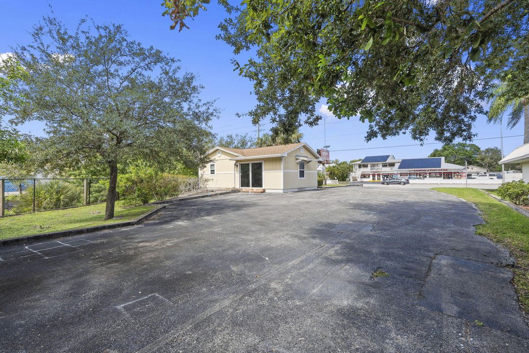 Под контрактом: $723,300 (0 спален, 0 ванн, 7023 Квадратных фут)