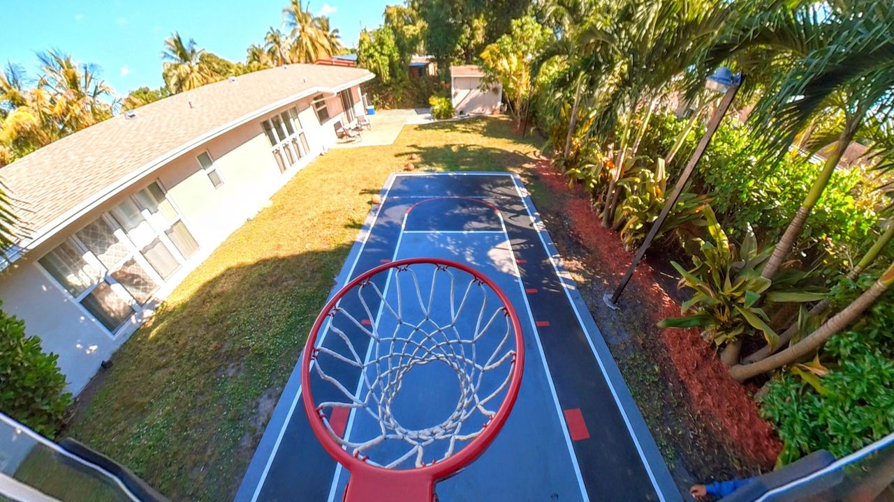 For Sale: $595,000 (4 beds, 2 baths, 1835 Square Feet)