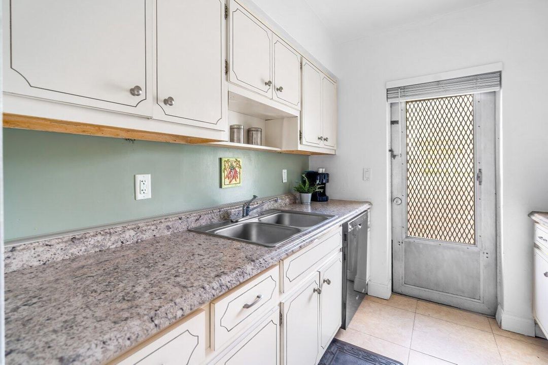 For Sale: $1,249,000 (0 beds, 0 baths, 2487 Square Feet)